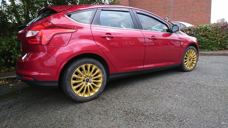 Alloy wheel colour change to fresh new gold from silver on a Ford focus in chesterfield. : Swipe To View More Images