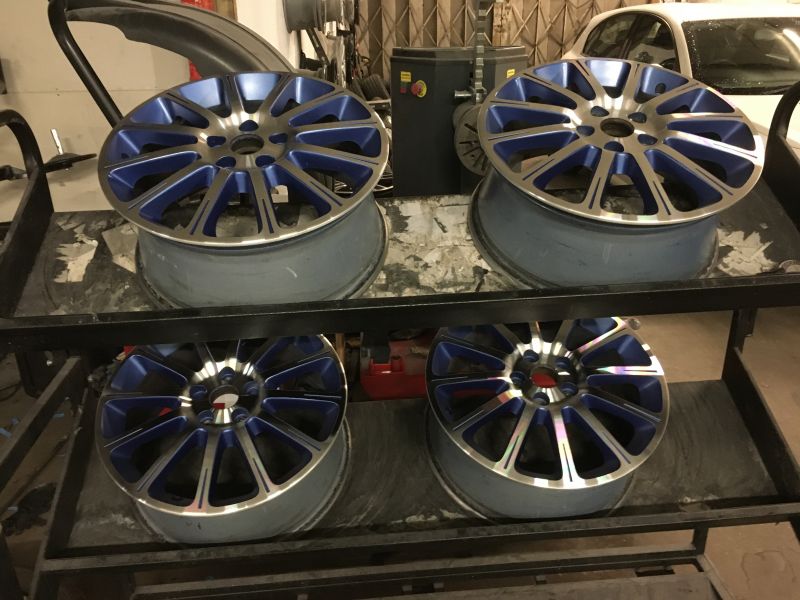 We had the pleasure of repainting and diamond cutting these Renault wheels recently, the customer and ourselves were very happy with how they turned out. Don’t forget to pop in and see us in our chilwell workshop for all your powder coating and cnc diamond cutting needs. : Swipe To View More Images