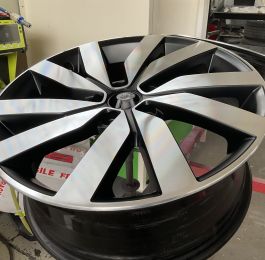 A Vw touran wheel freshly painted and diamond cut in the shop this morning. Don’t forget to pop in and see us for a free quote in Chilwell Nottingham : Click Here To View Larger Image